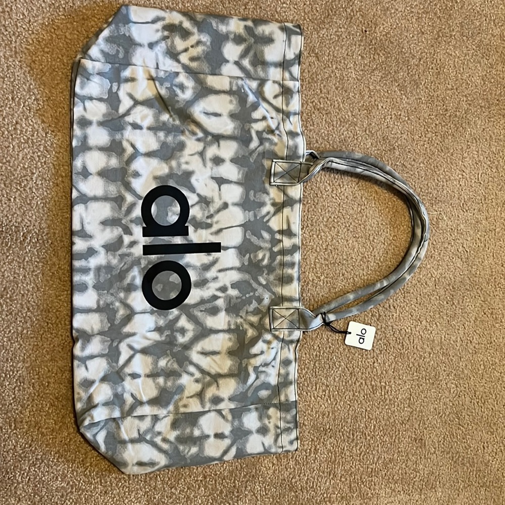 Alo yoga canvas bag